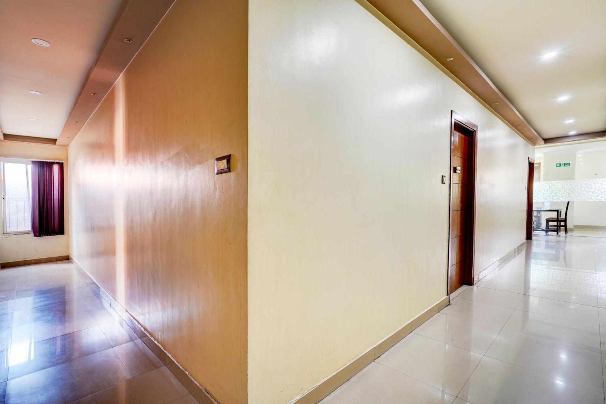 Super Townhouse Mg Road Near Commercial Street Μπανγκαλόρ Εξωτερικό φωτογραφία